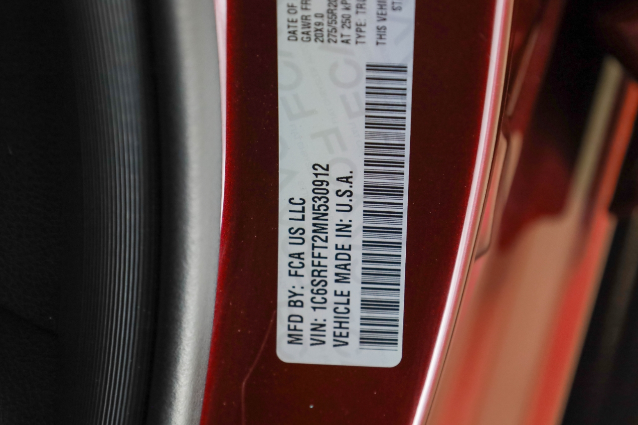 RAM 1500 Big Horn 4x4 Crew Cab 5'7" Box 2021 RAM 1500 Big Horn 4x4 Crew Cab 5'7" Box 2021