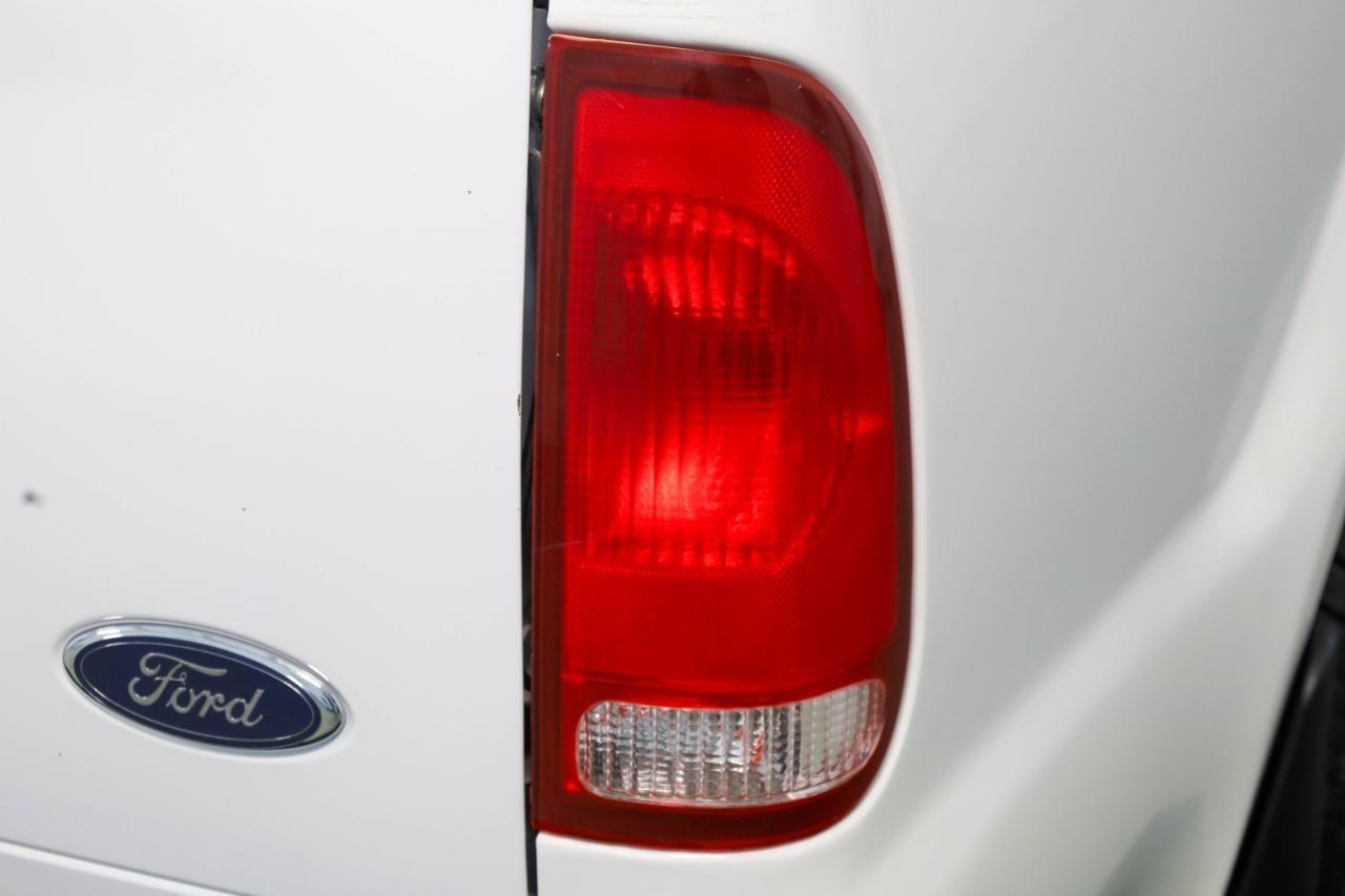 Ford Super Duty F-250 2WD Crew Cab 156" King Ranch 2007