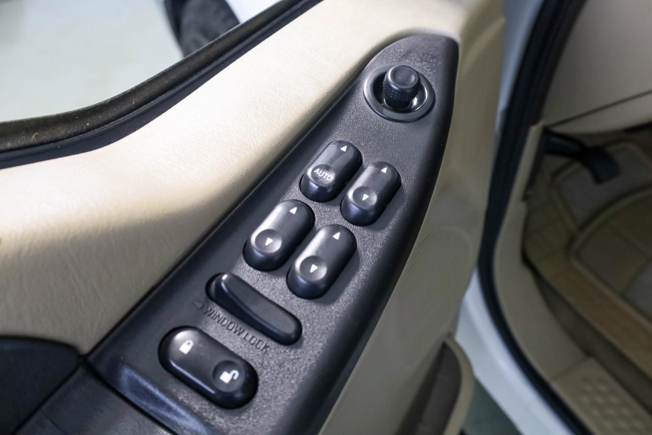 Ford Super Duty F-250 2WD Crew Cab 156" King Ranch 2007