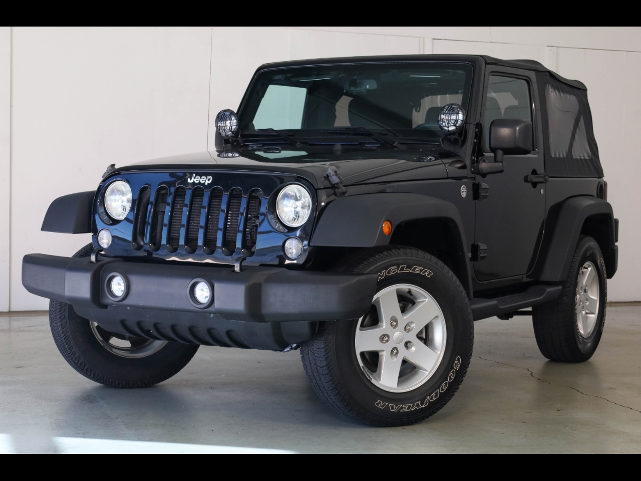 2014 Jeep Wrangler 4WD 2dr Sport