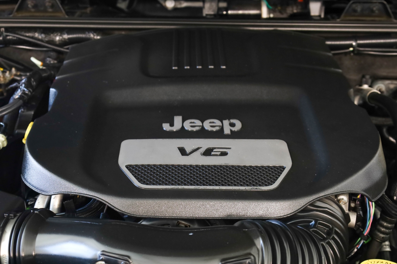 Jeep Wrangler 4WD 2dr Sport 2014 Jeep Wrangler 4WD 2dr Sport 2014