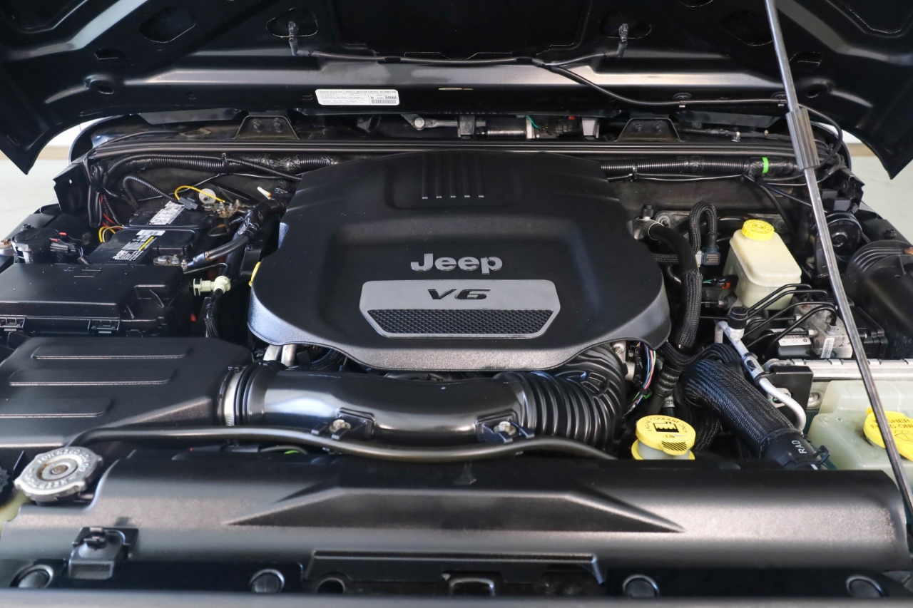 Jeep Wrangler 4WD 2dr Sport 2014