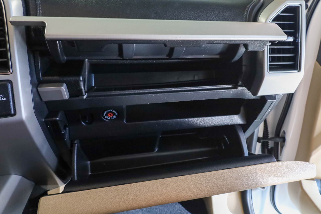 Ford Super Duty F-250 SRW King Ranch 4WD Crew Cab 8' Box 2019