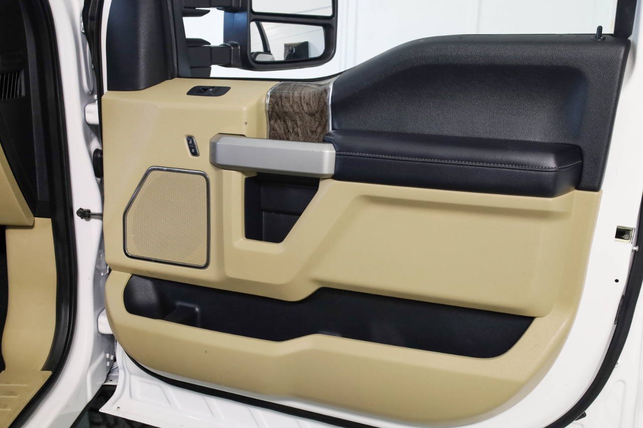 Ford Super Duty F-250 SRW King Ranch 4WD Crew Cab 8' Box 2019