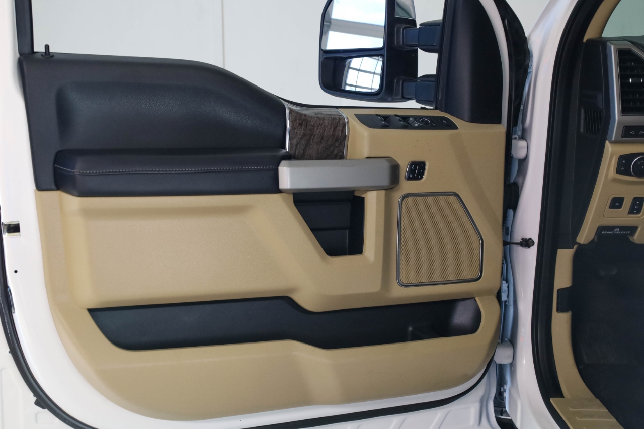 Ford Super Duty F-250 SRW King Ranch 4WD Crew Cab 8' Box 2019