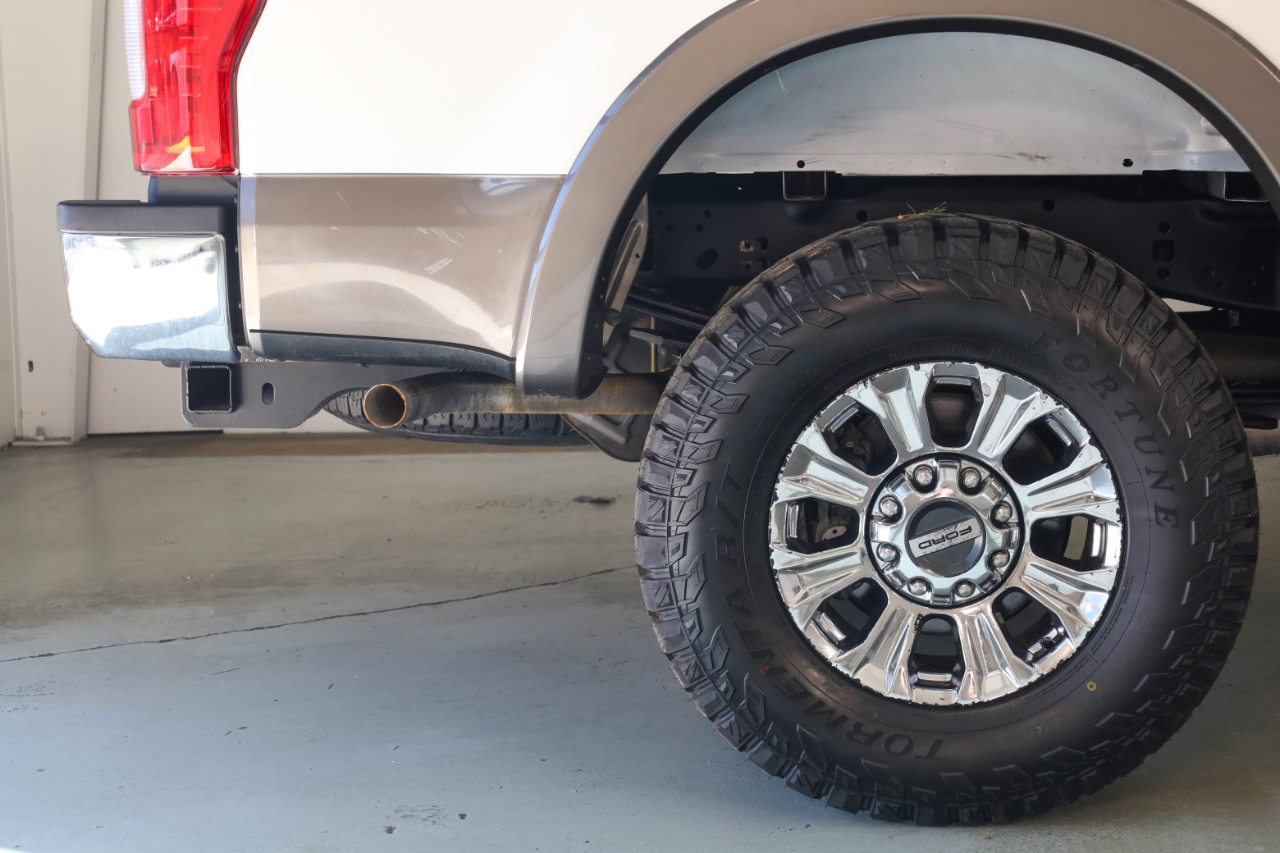 Ford Super Duty F-250 SRW King Ranch 4WD Crew Cab 8' Box 2019