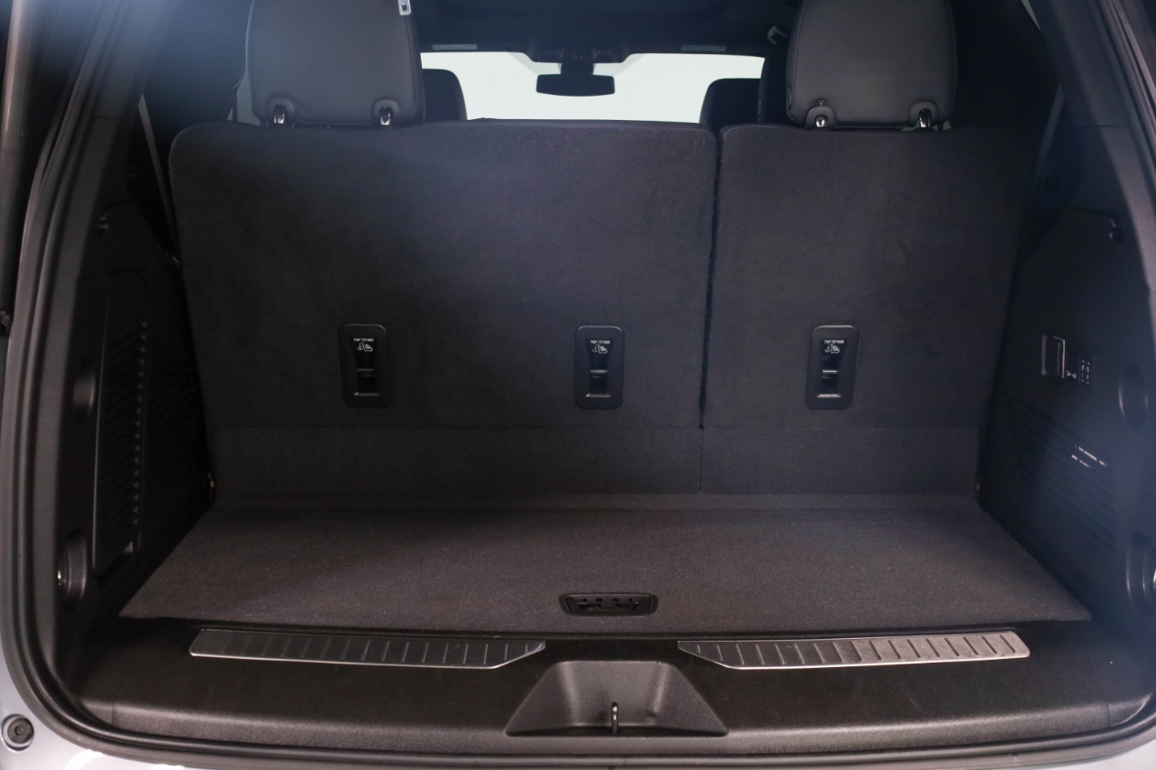 Chevrolet Tahoe 4WD 4dr Z71 2022