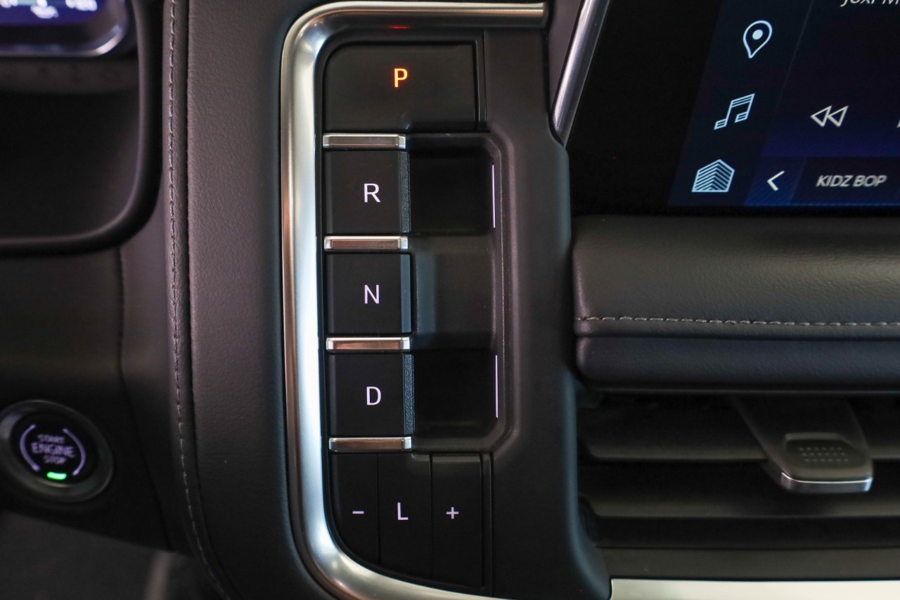 Chevrolet Tahoe 4WD 4dr Z71 2022