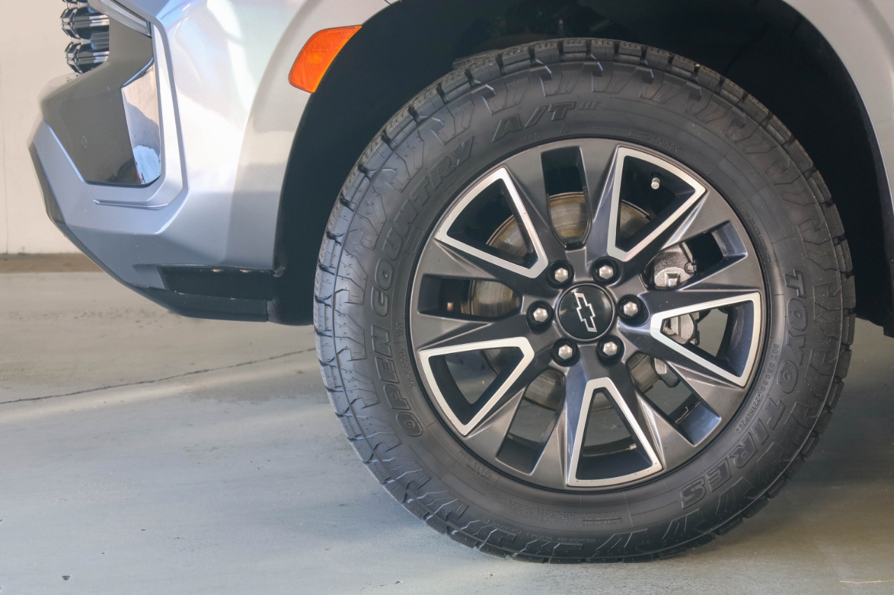 Chevrolet Tahoe 4WD 4dr Z71 2022