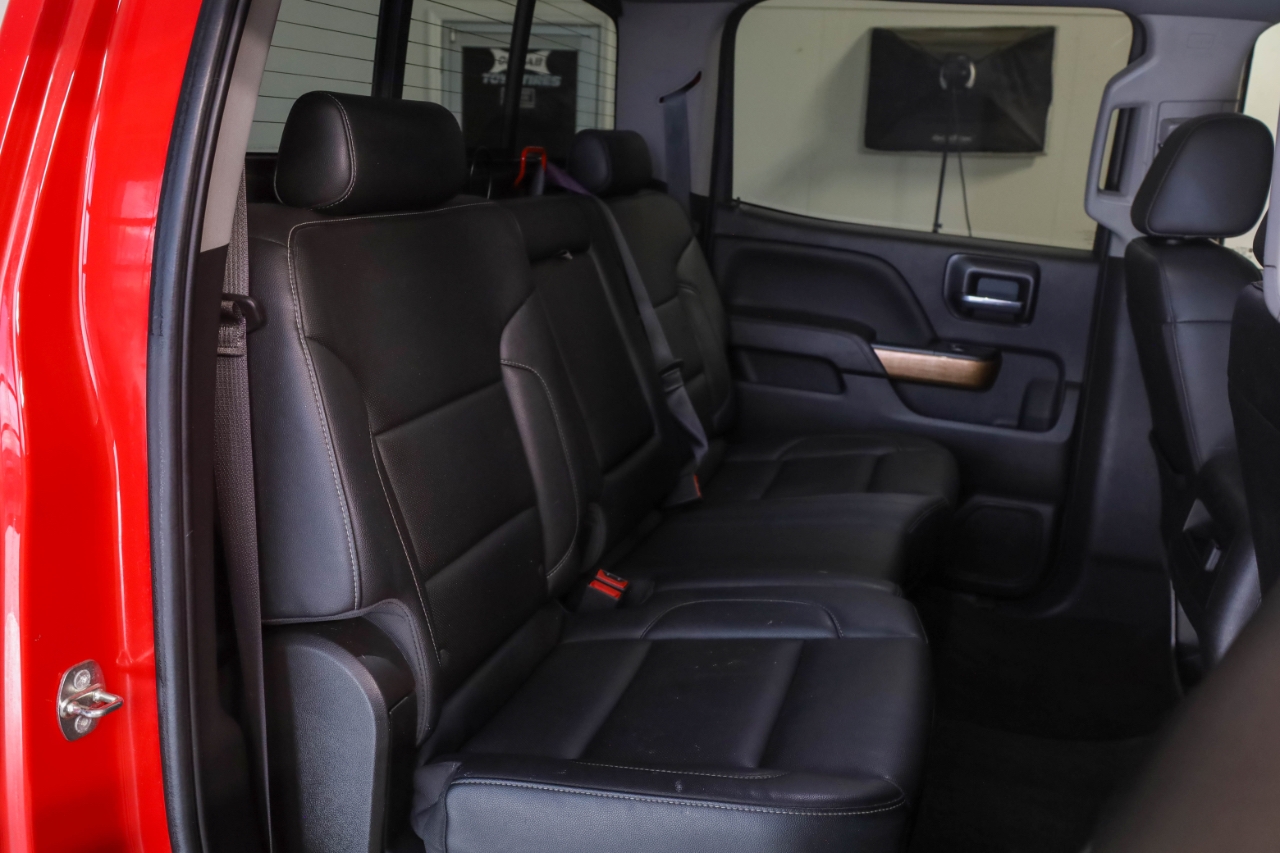 Chevrolet Silverado 1500 4WD Crew Cab 143.5" LTZ w/1LZ 2017