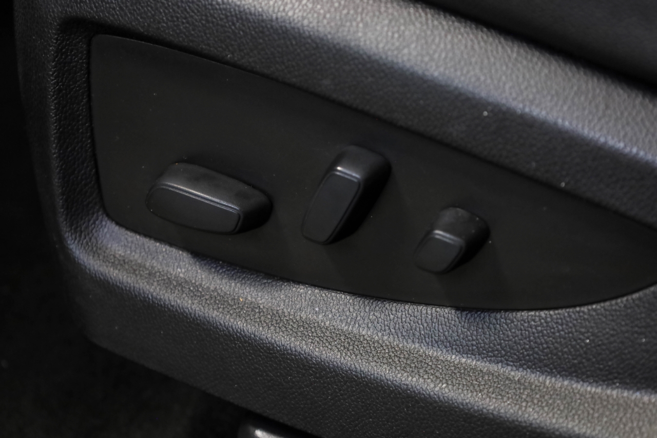 Chevrolet Silverado 1500 4WD Crew Cab 143.5" LTZ w/1LZ 2017