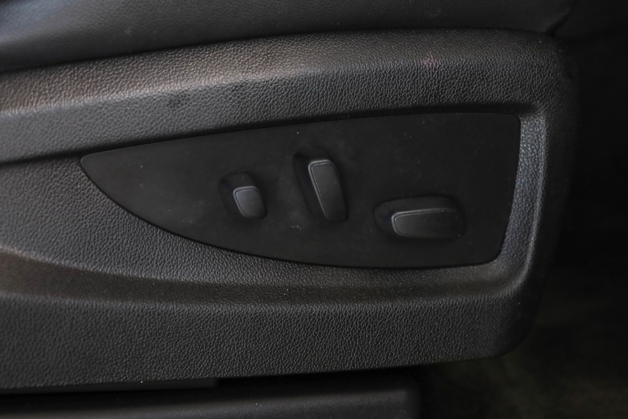 Chevrolet Silverado 1500 4WD Crew Cab 143.5" LTZ w/1LZ 2017