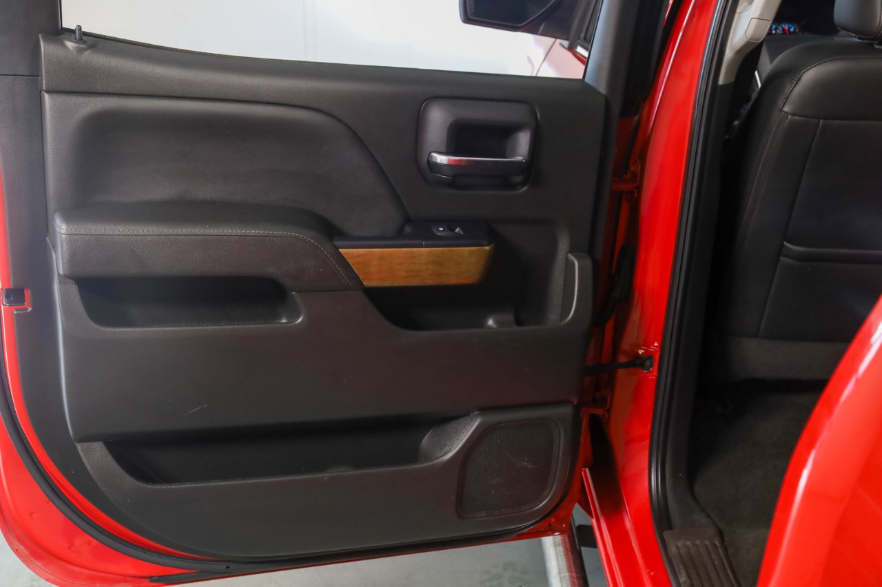 Chevrolet Silverado 1500 4WD Crew Cab 143.5" LTZ w/1LZ 2017