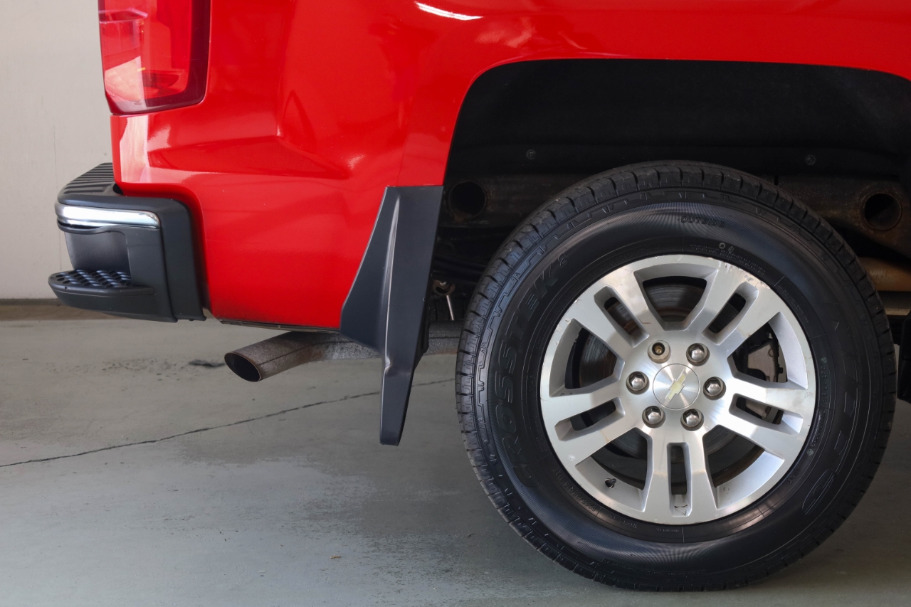 Chevrolet Silverado 1500 4WD Crew Cab 143.5" LTZ w/1LZ 2017