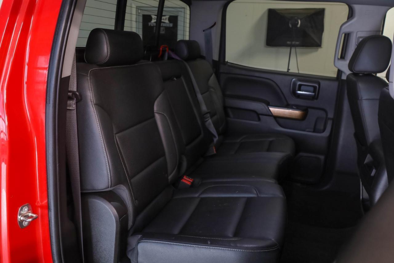 Chevrolet Silverado 1500 4WD Crew Cab 143.5" LTZ w/1LZ 2017