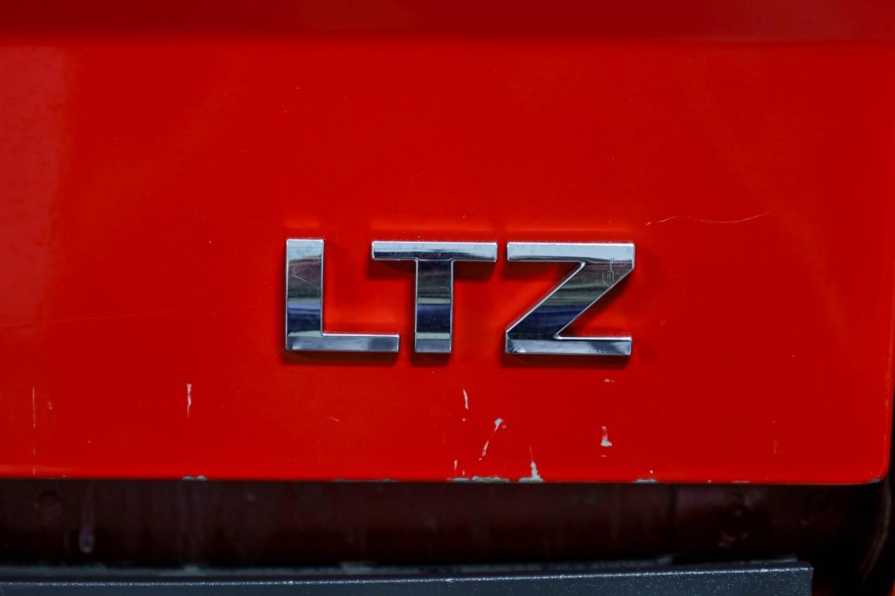 Chevrolet Silverado 1500 4WD Crew Cab 143.5" LTZ w/1LZ 2017