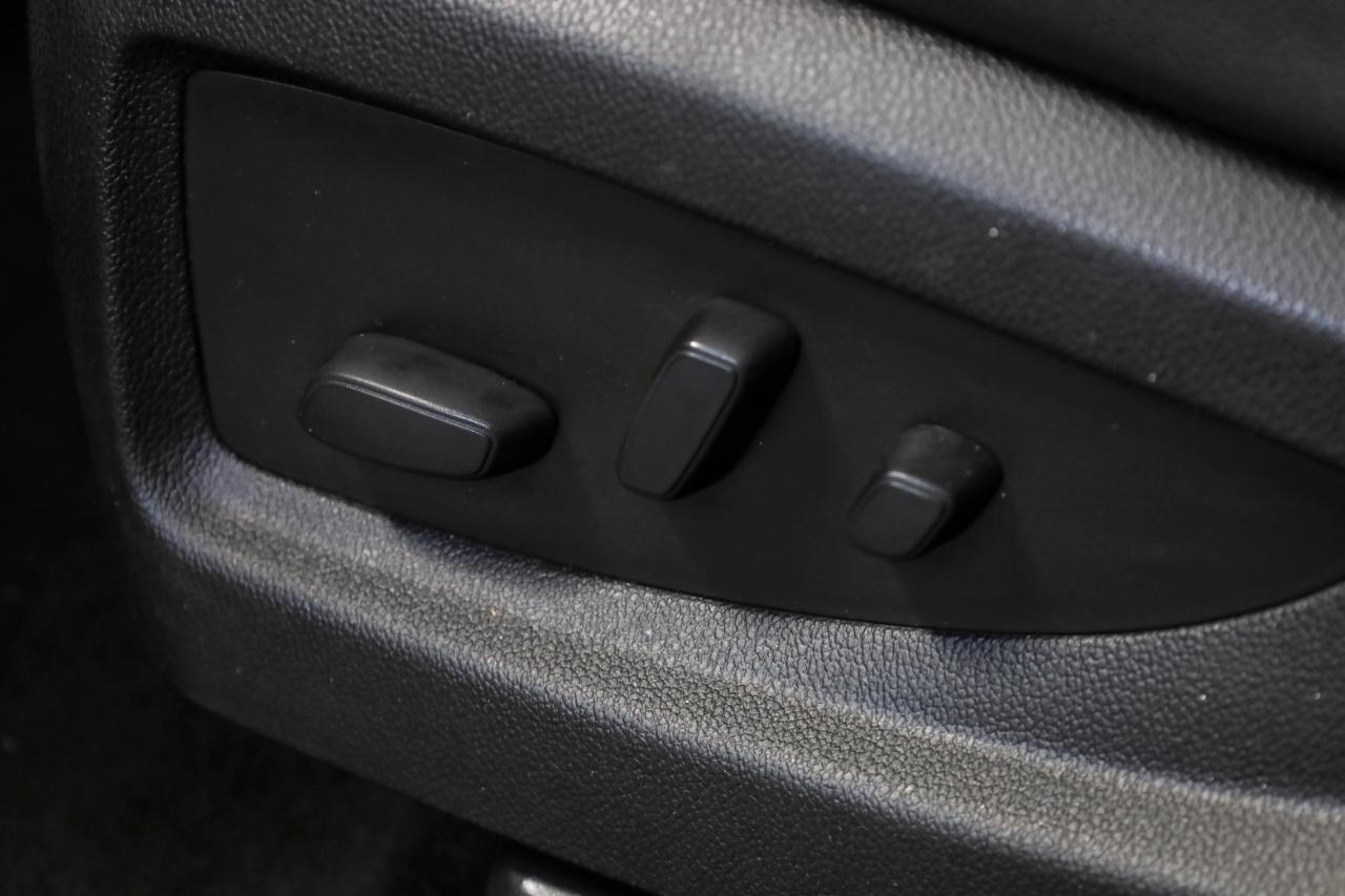 Chevrolet Silverado 1500 4WD Crew Cab 143.5" LTZ w/1LZ 2017