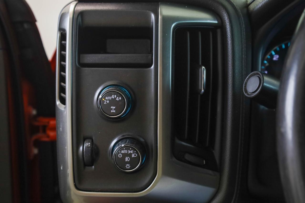 Chevrolet Silverado 1500 4WD Crew Cab 143.5" LTZ w/1LZ 2017