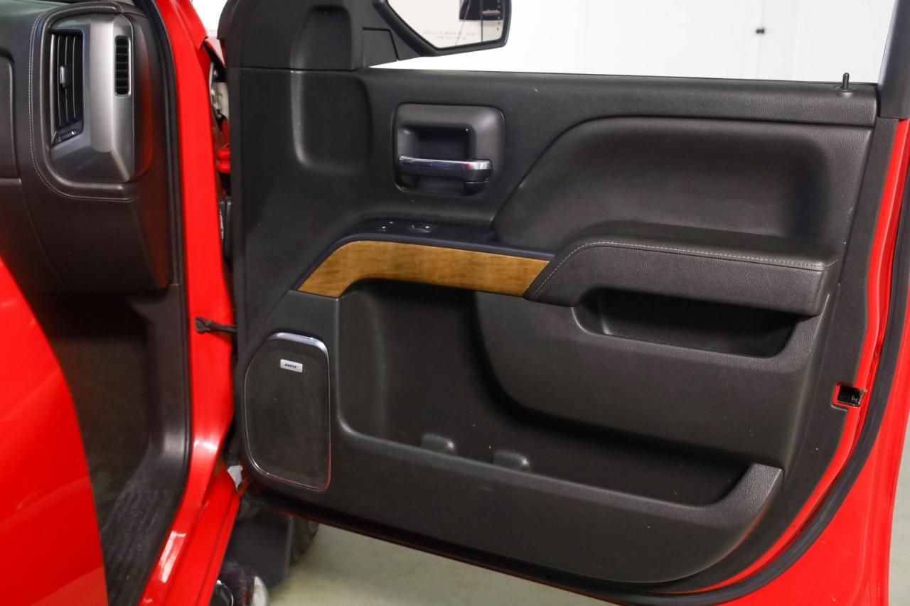 Chevrolet Silverado 1500 4WD Crew Cab 143.5" LTZ w/1LZ 2017