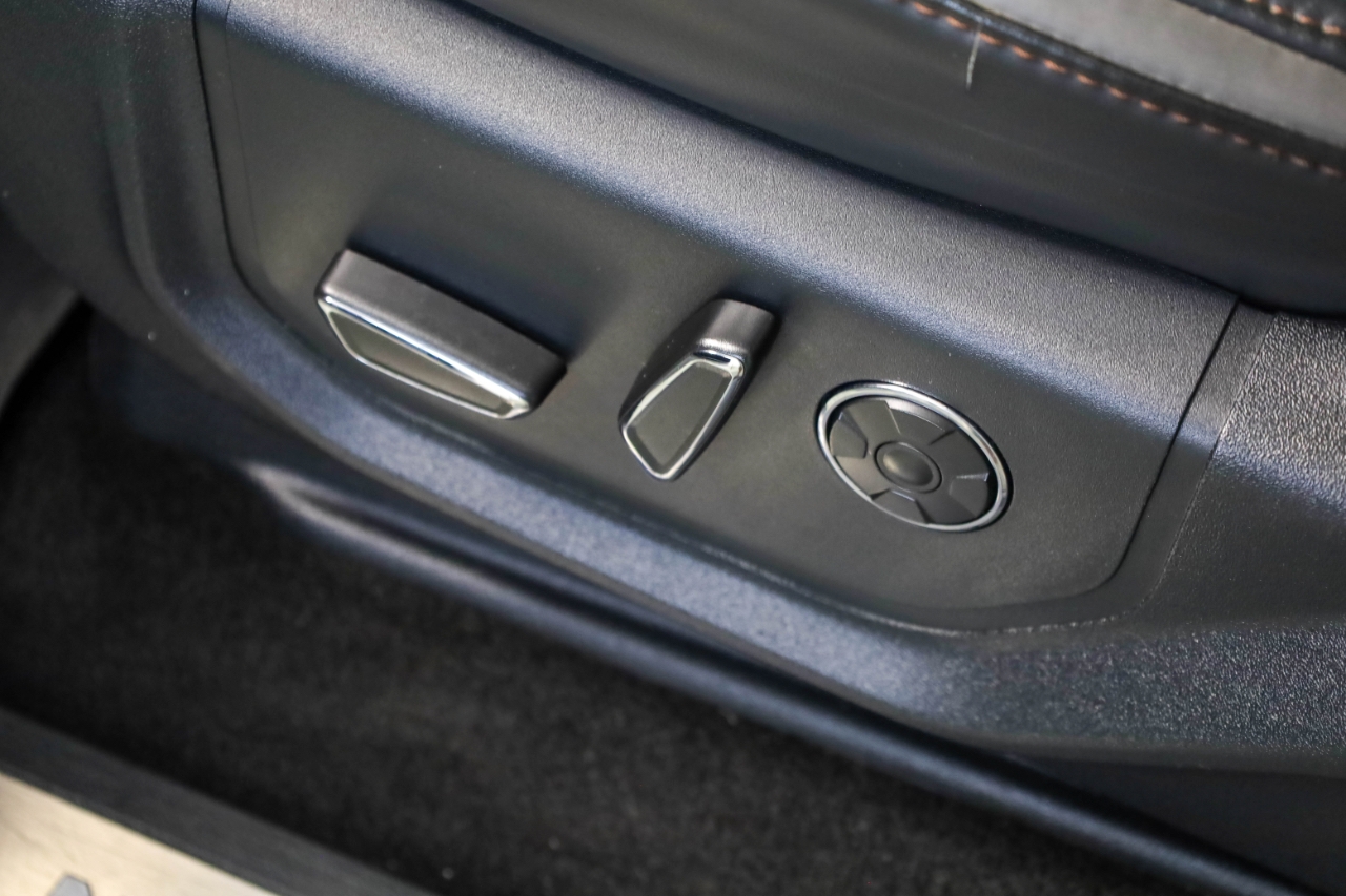 Ford F-150 King Ranch 4WD SuperCrew 5.5' Box 2019 Ford F-150 King Ranch 4WD SuperCrew 5.5' Box 2019