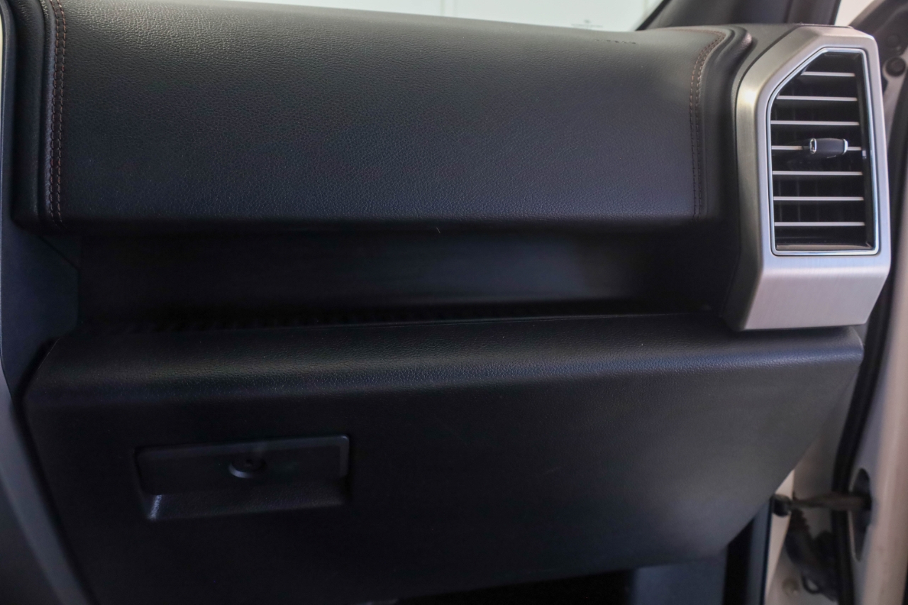 Ford F-150 King Ranch 4WD SuperCrew 5.5' Box 2019 Ford F-150 King Ranch 4WD SuperCrew 5.5' Box 2019