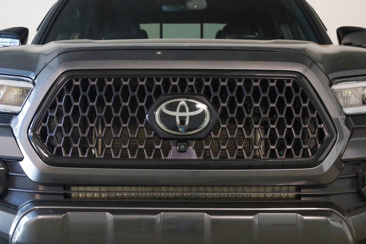 Toyota Tacoma 4WD Limited Double Cab 5' Bed V6 AT (Natl) 2023