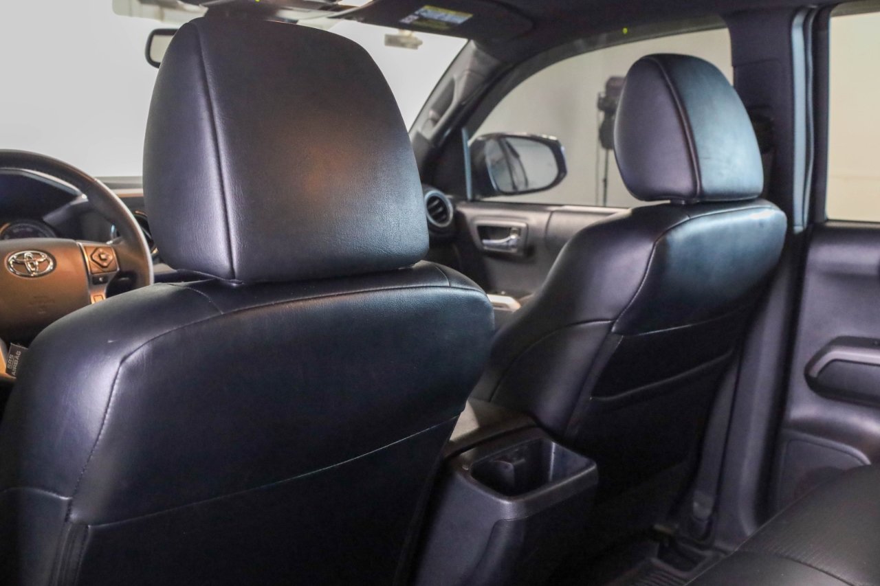 Toyota Tacoma 4WD Limited Double Cab 5' Bed V6 AT (Natl) 2023