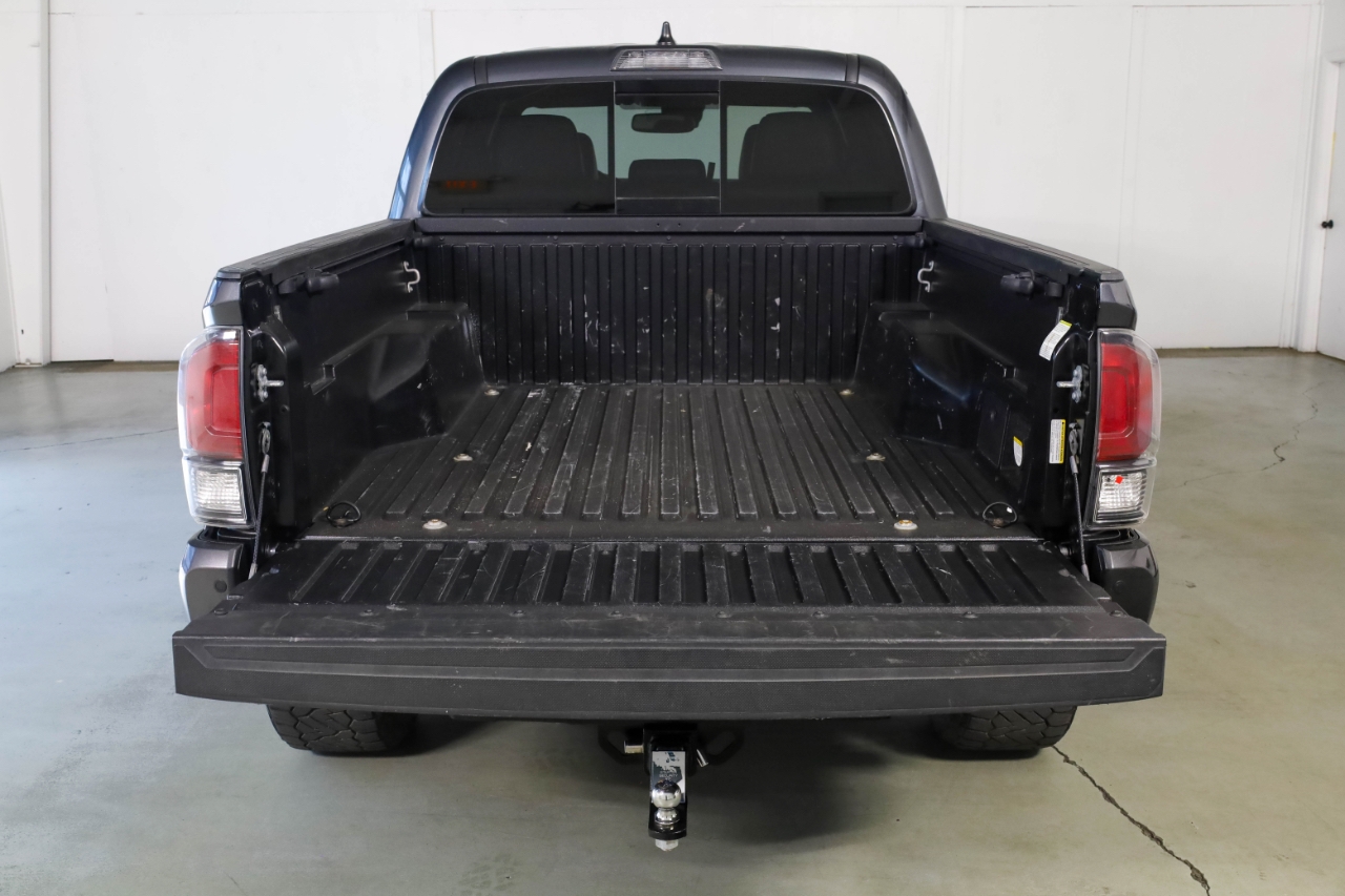 Toyota Tacoma 4WD Limited Double Cab 5' Bed V6 AT (Natl) 2023