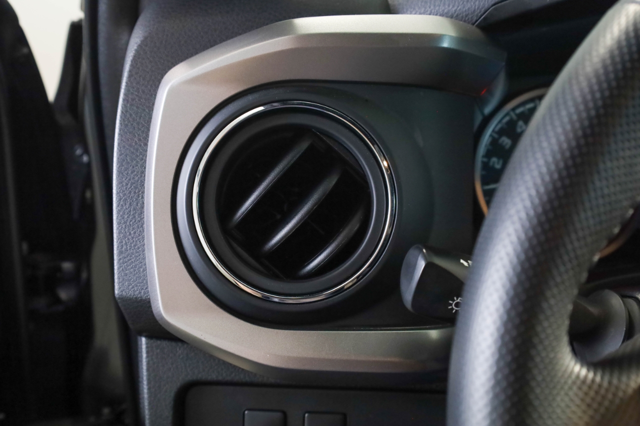 Toyota Tacoma 4WD Limited Double Cab 5' Bed V6 AT (Natl) 2023