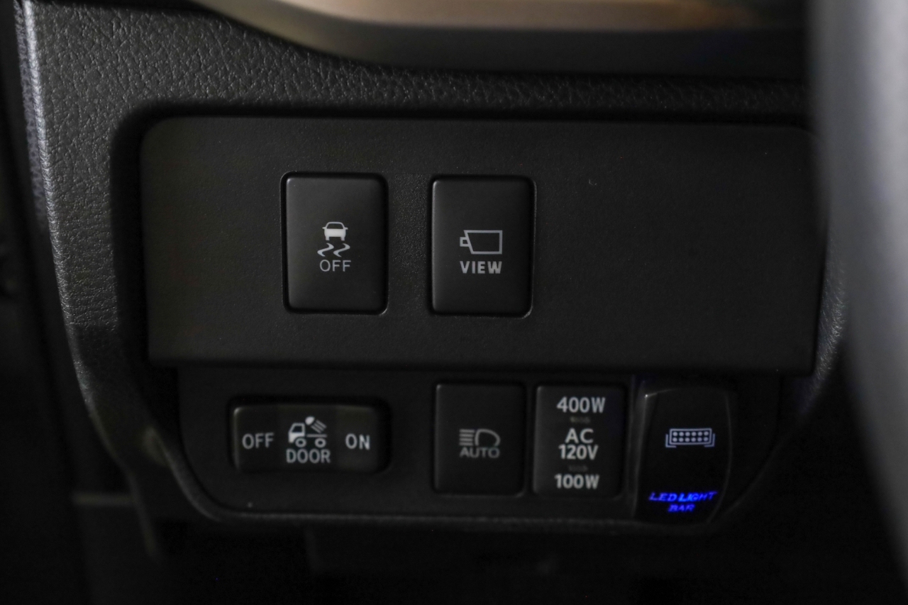 Toyota Tacoma 4WD Limited Double Cab 5' Bed V6 AT (Natl) 2023