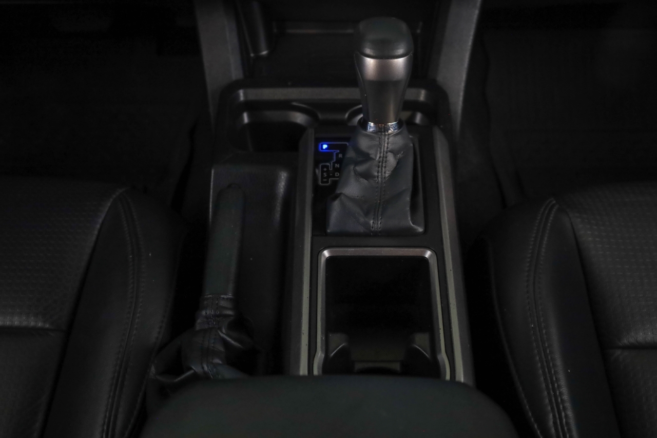 Toyota Tacoma 4WD Limited Double Cab 5' Bed V6 AT (Natl) 2023