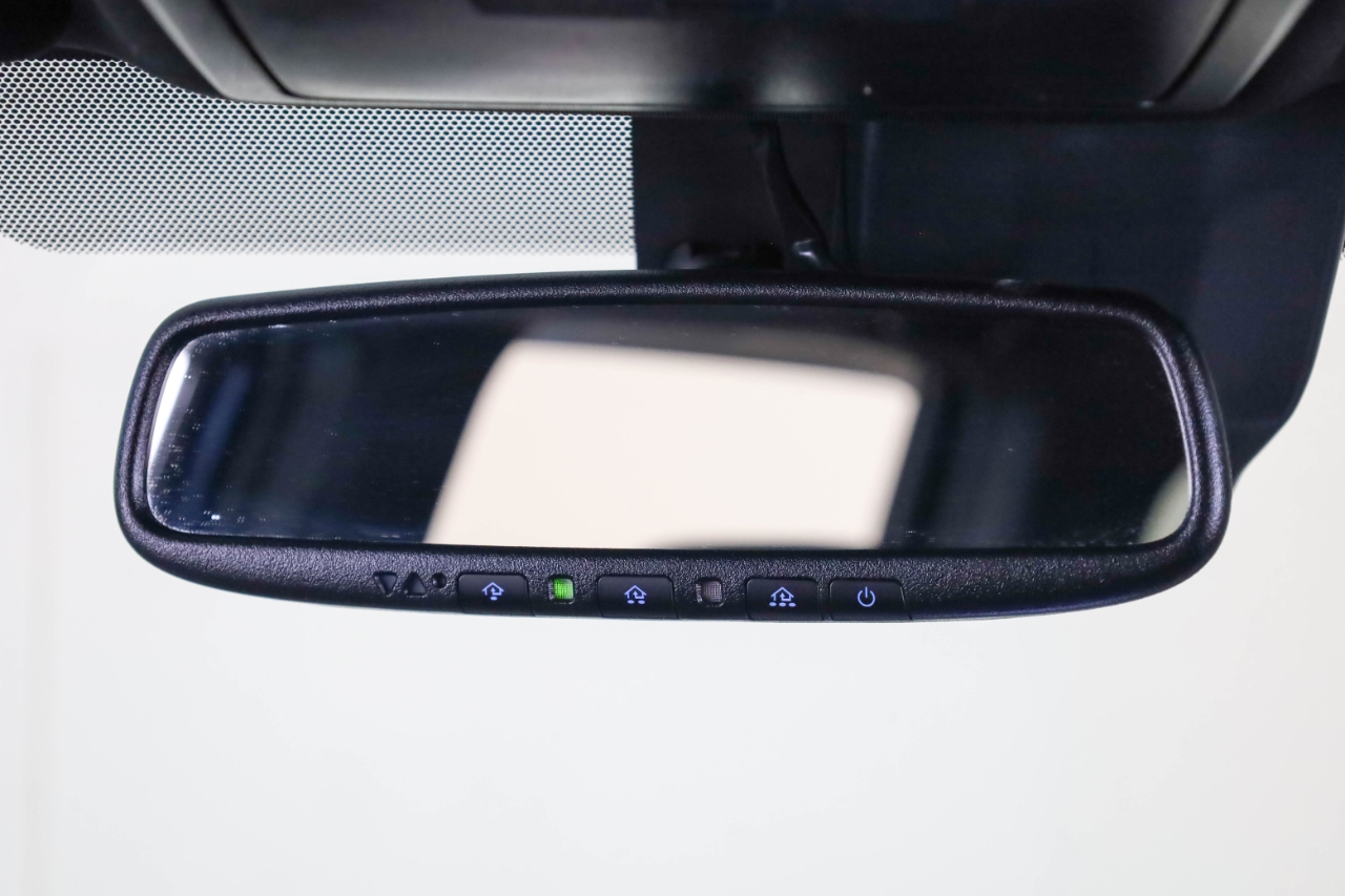 Toyota Tacoma 4WD Limited Double Cab 5' Bed V6 AT (Natl) 2023