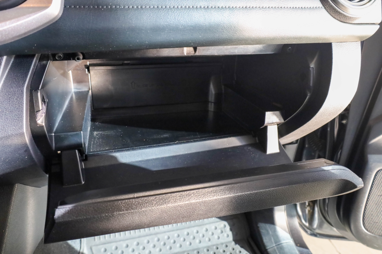 Toyota Tacoma 4WD Limited Double Cab 5' Bed V6 AT (Natl) 2023