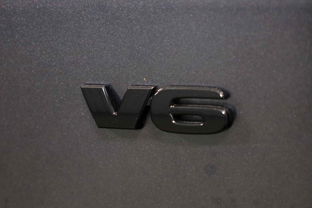 Toyota Tacoma 4WD Limited Double Cab 5' Bed V6 AT (Natl) 2023