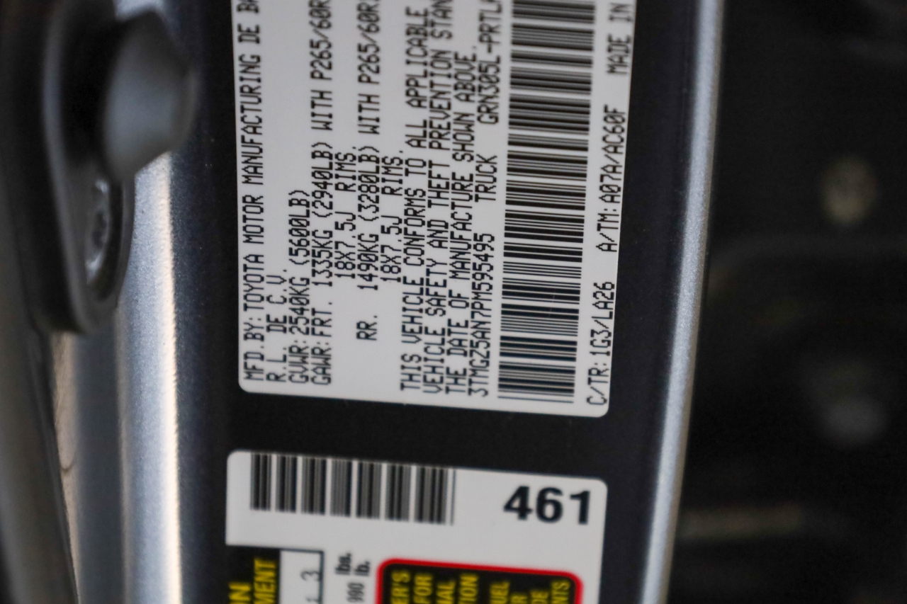 Toyota Tacoma 4WD Limited Double Cab 5' Bed V6 AT (Natl) 2023