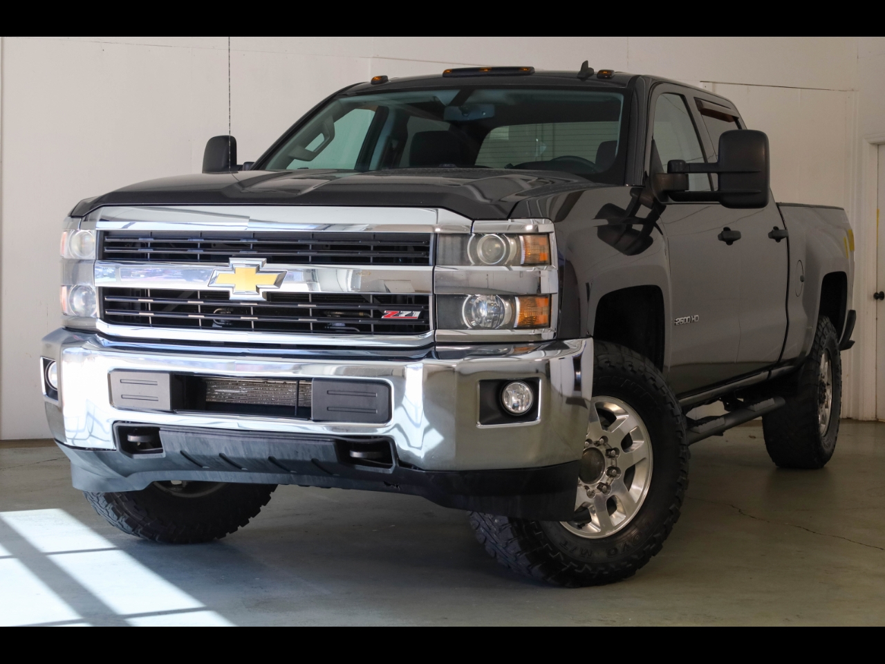 Chevrolet Silverado 2500HD 4WD Crew Cab 153.7" LT 2015 Chevrolet Silverado 2500HD 4WD Crew Cab 153.7" LT 2015