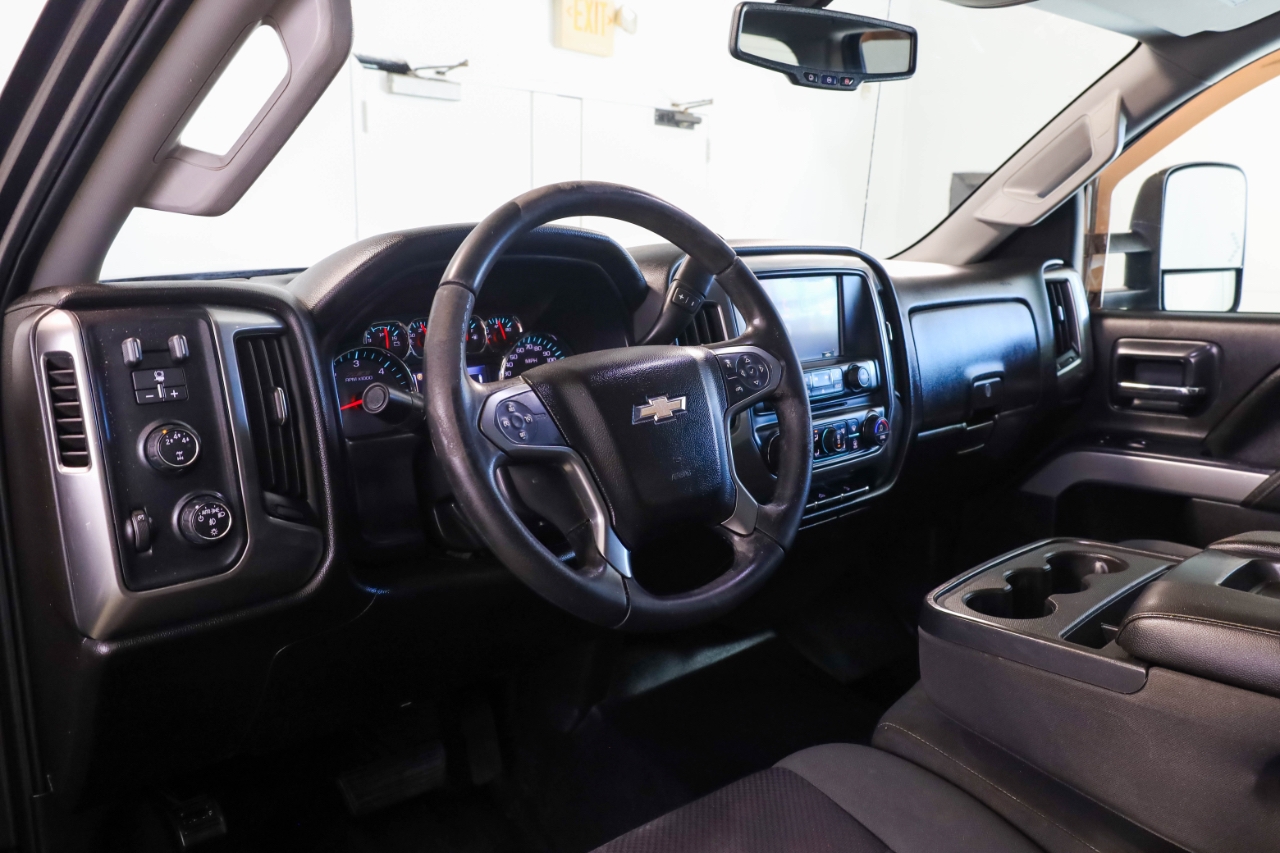 Chevrolet Silverado 2500HD 4WD Crew Cab 153.7" LT 2015 Chevrolet Silverado 2500HD 4WD Crew Cab 153.7" LT 2015