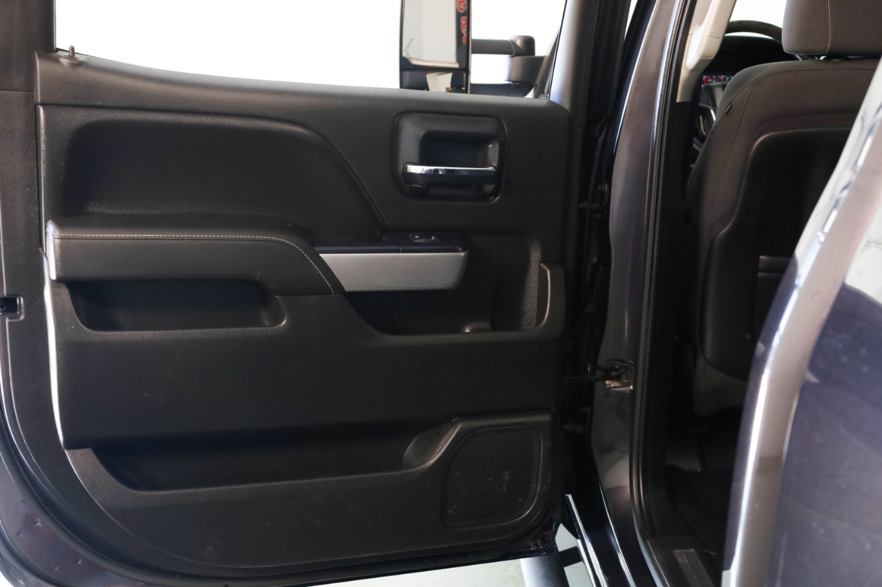 Chevrolet Silverado 2500HD 4WD Crew Cab 153.7" LT 2015 Chevrolet Silverado 2500HD 4WD Crew Cab 153.7" LT 2015