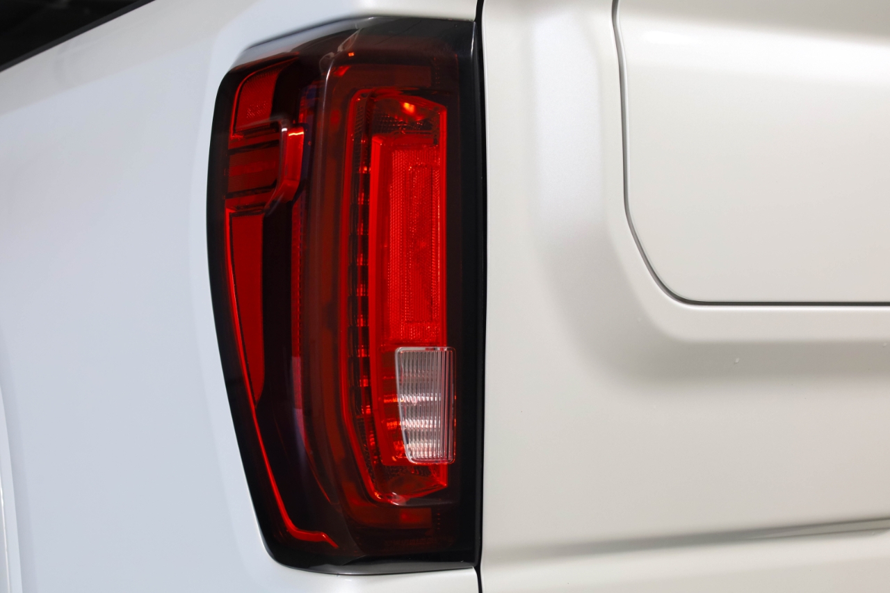 GMC Sierra 1500 Limited 4WD Crew Cab 157" Denali 2022