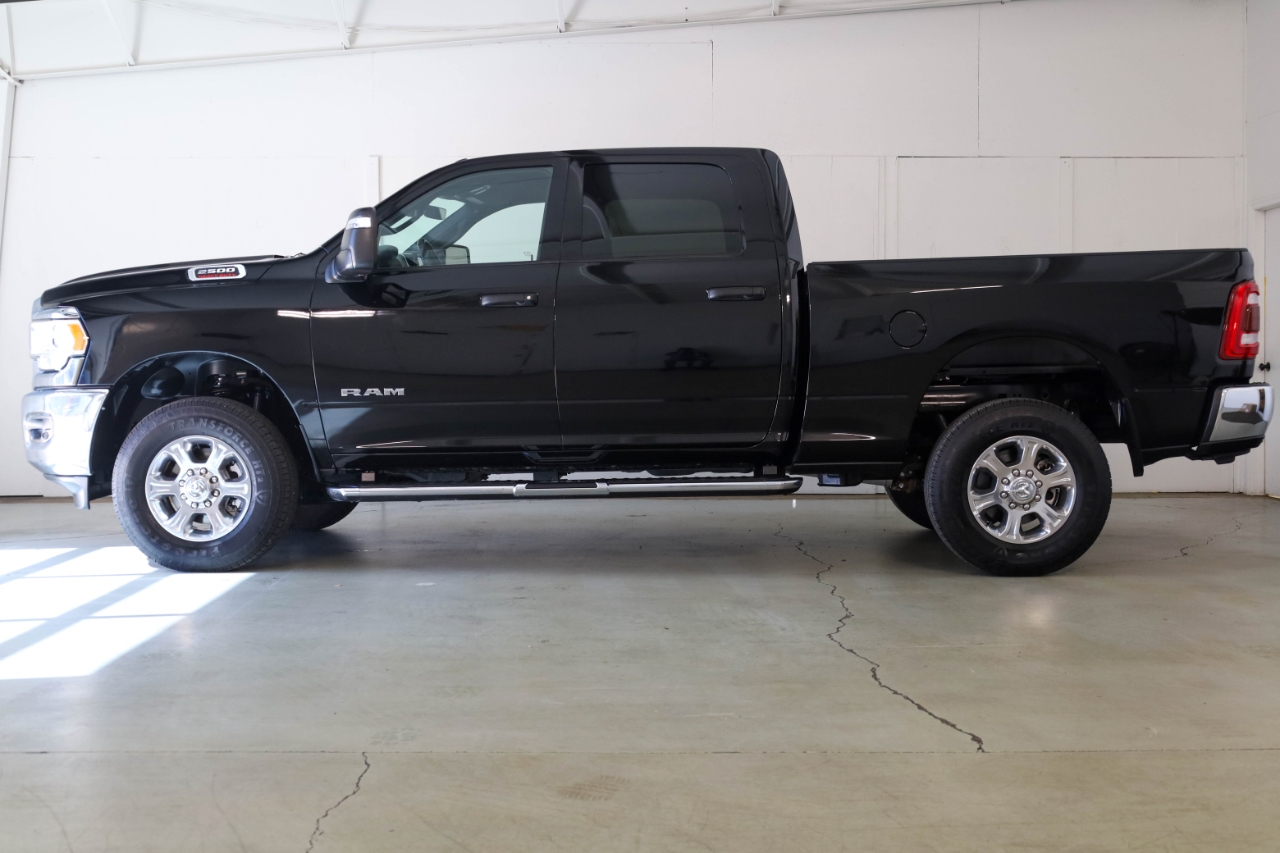 RAM 2500 Big Horn 4x4 Crew Cab 6'4" Box 2024 RAM 2500 Big Horn 4x4 Crew Cab 6'4" Box 2024