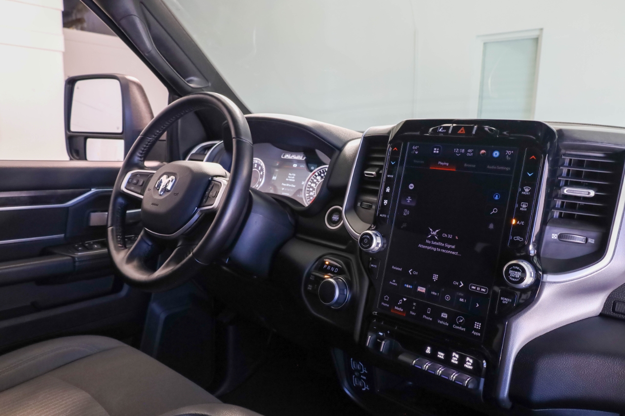 RAM 2500 Big Horn 4x4 Crew Cab 6'4" Box 2024 RAM 2500 Big Horn 4x4 Crew Cab 6'4" Box 2024