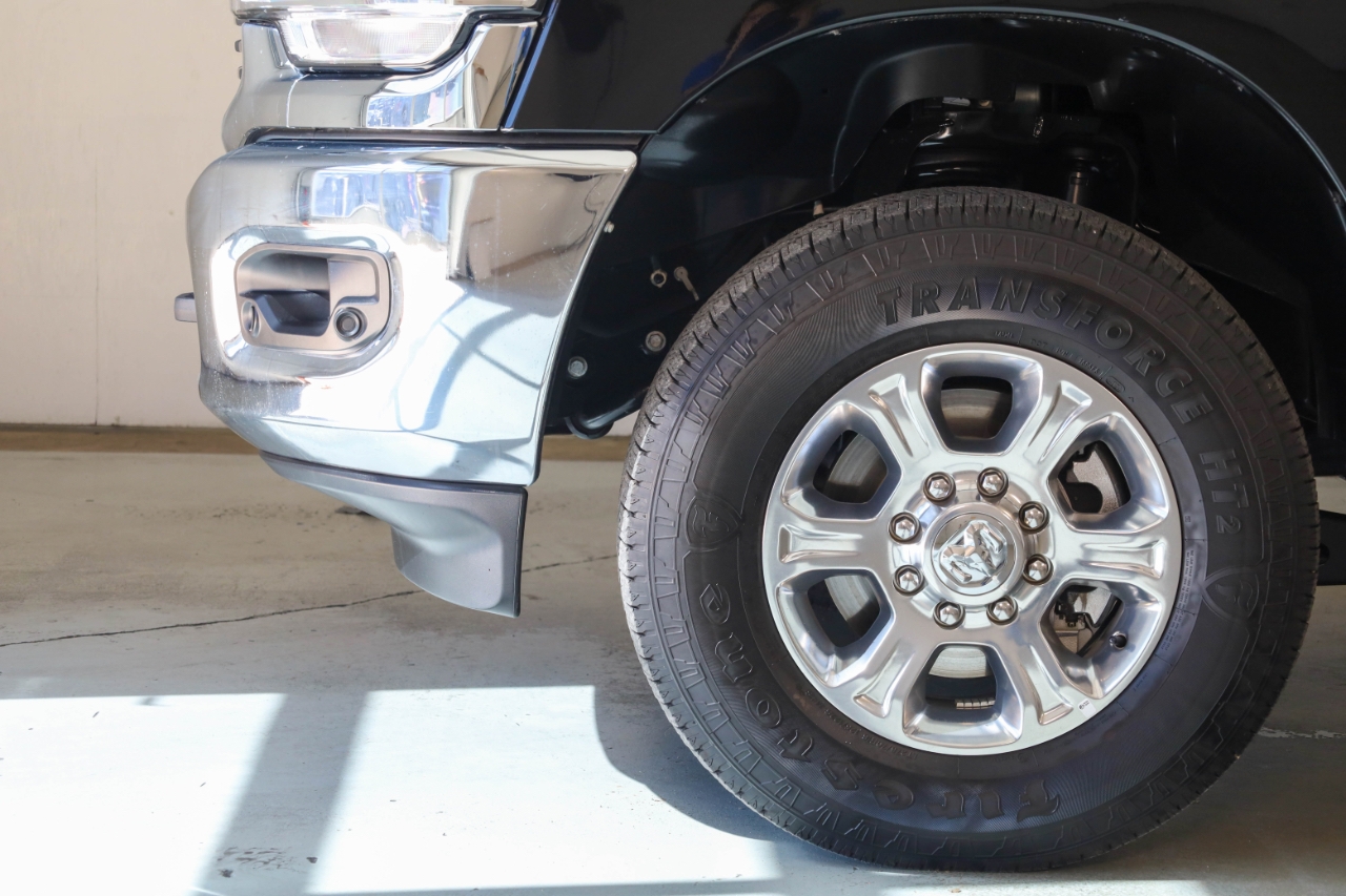 RAM 2500 Big Horn 4x4 Crew Cab 6'4" Box 2024 RAM 2500 Big Horn 4x4 Crew Cab 6'4" Box 2024