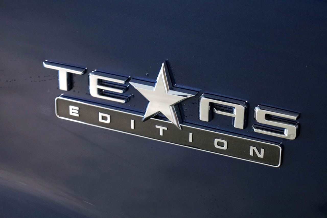 Chevrolet Silverado 1500 4WD Crew Cab 147" RST 2021