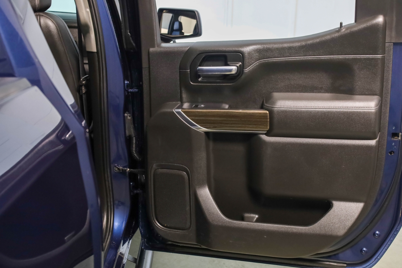 Chevrolet Silverado 1500 4WD Crew Cab 147" RST 2021