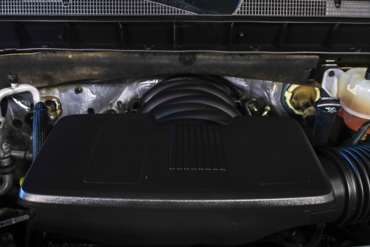 Chevrolet Silverado 1500 4WD Crew Cab 147" RST 2021