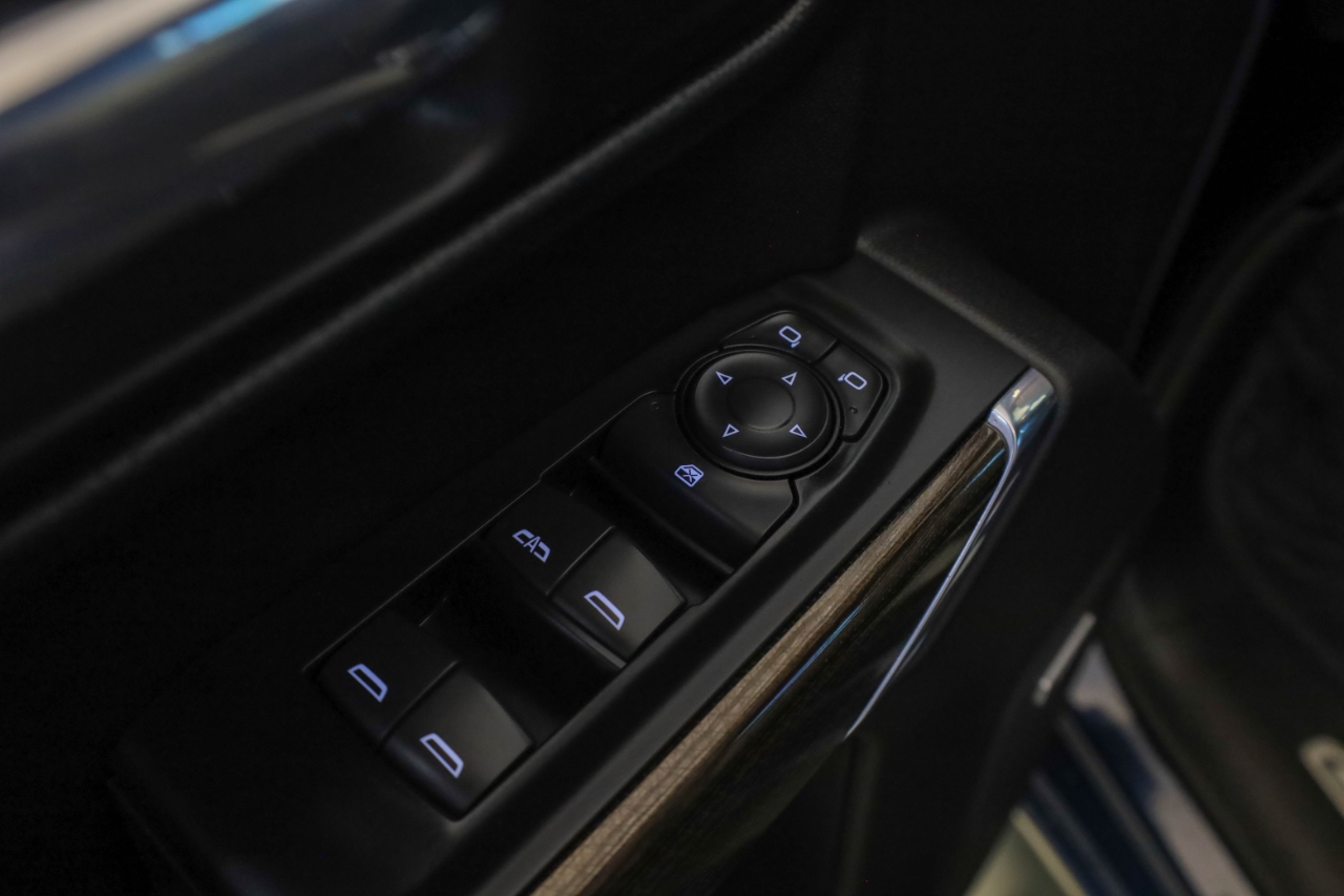 Chevrolet Silverado 1500 4WD Crew Cab 147" RST 2021