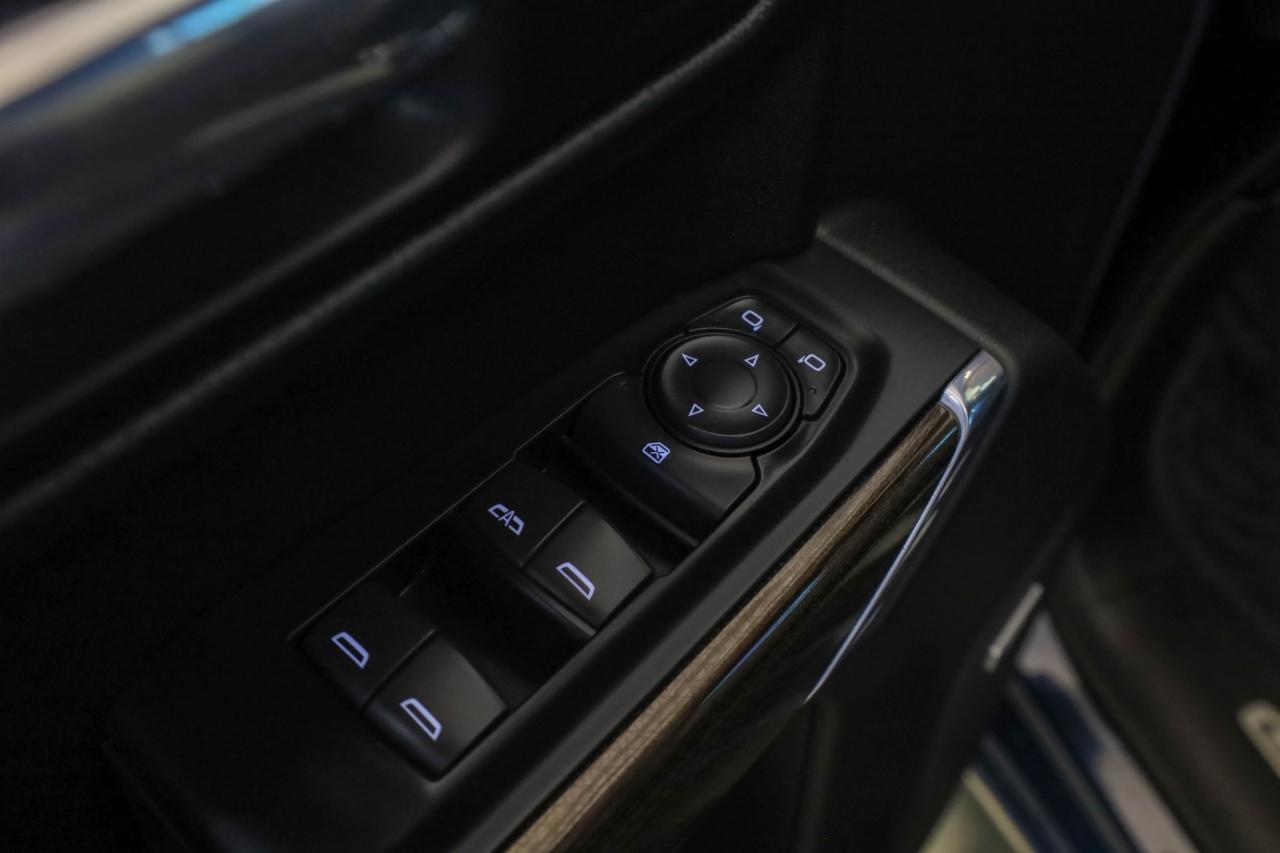 Chevrolet Silverado 1500 4WD Crew Cab 147" RST 2021