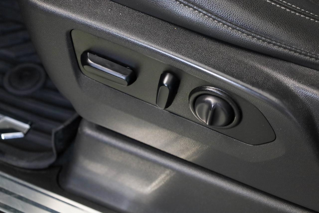 Chevrolet Silverado 1500 4WD Crew Cab 147" RST 2021