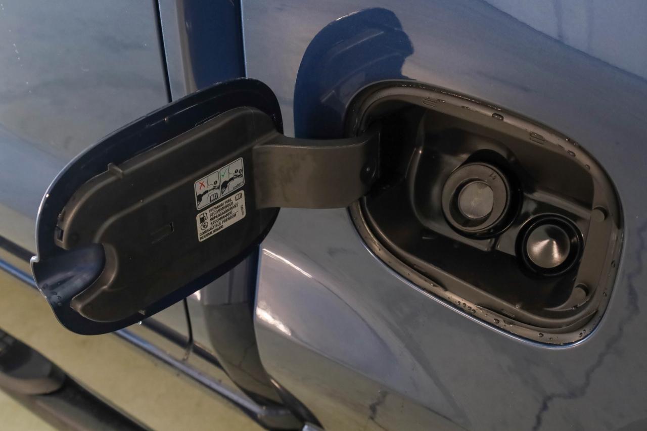 Chevrolet Silverado 1500 4WD Crew Cab 147" RST 2021