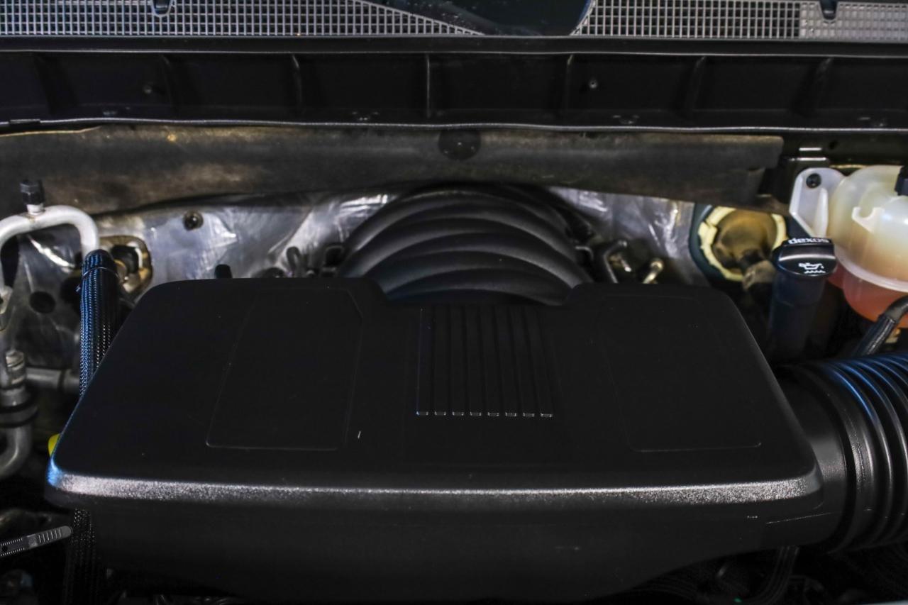 Chevrolet Silverado 1500 4WD Crew Cab 147" RST 2021